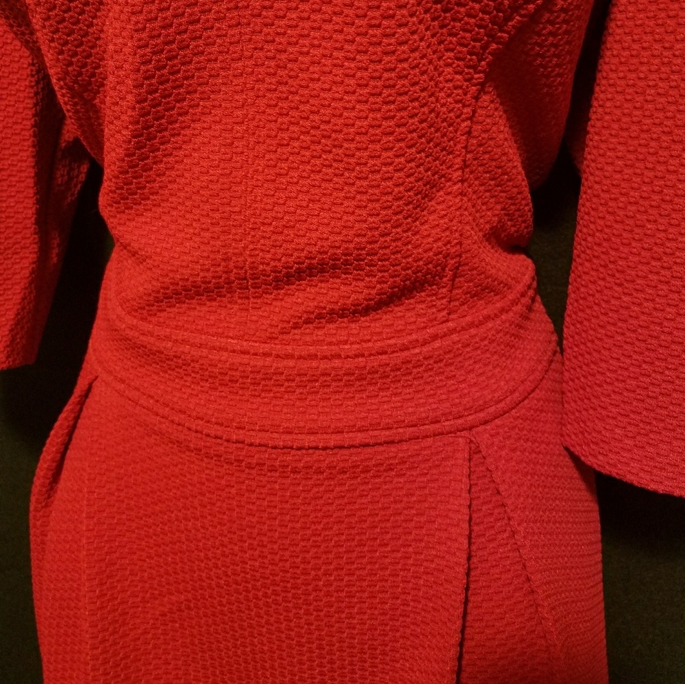 Dress - Picture 2 of 3